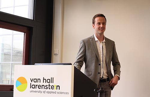 Evert succesvol afgestudeerd
